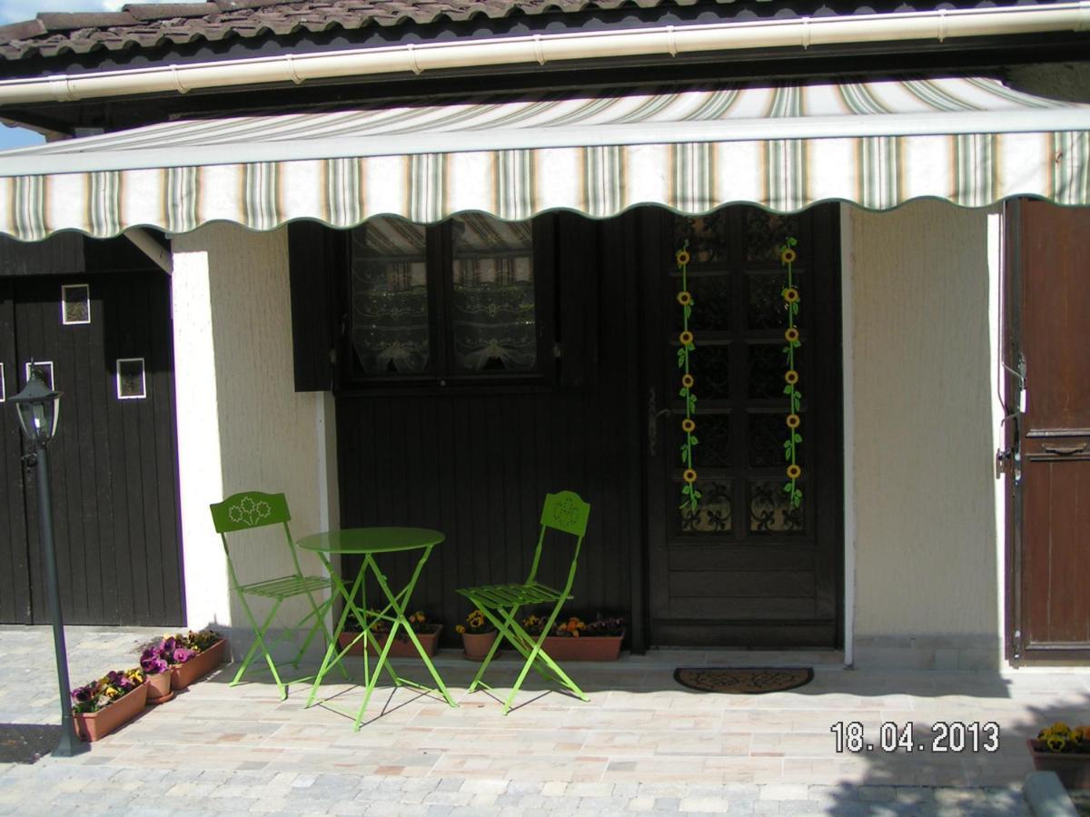 Les Champs Dores Noyarey 外观 照片